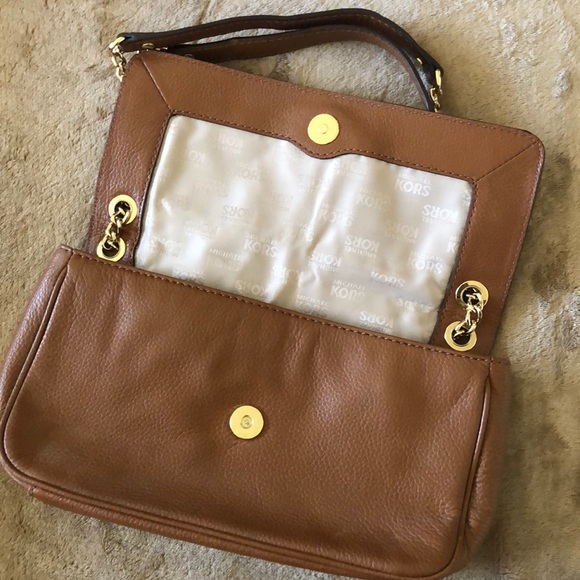 Michael Kors purse - Picture 3 of 5